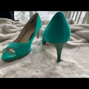 Nine West Peep Toe Green Heels